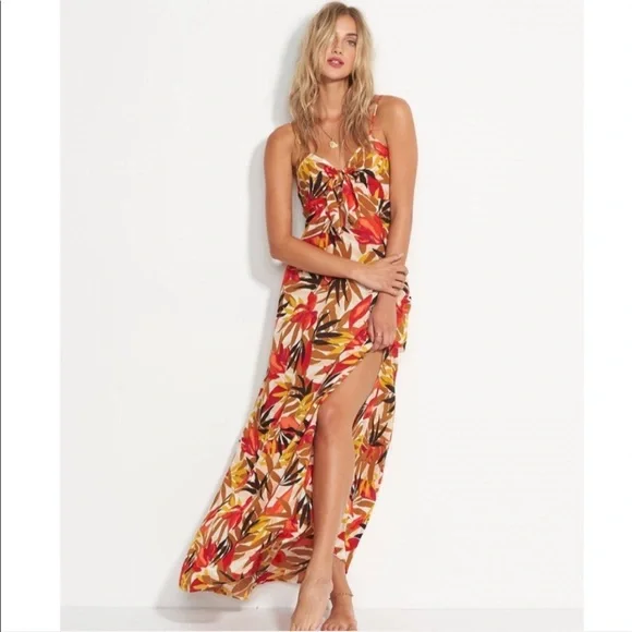 black maxi dress with red roses ROSE GARDEN MAXI DRESS – AKIRA